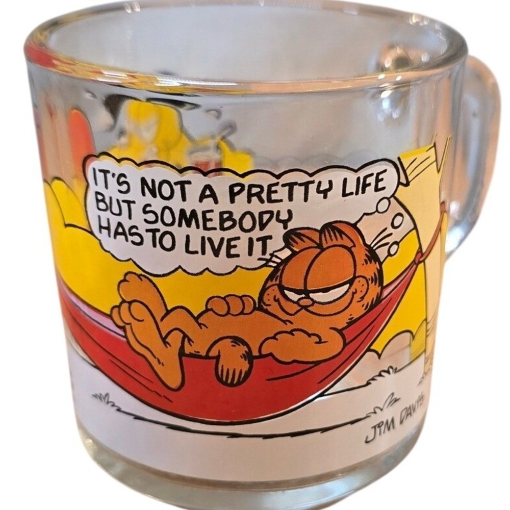Garfield and Odie Cartoon Vintage‎ 1970s MCM McDonald's Glass Mug Cup Jim Davis
